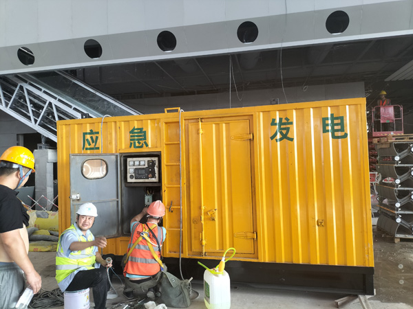 竞秀怎样判断空气滤清器是否需要更换？
